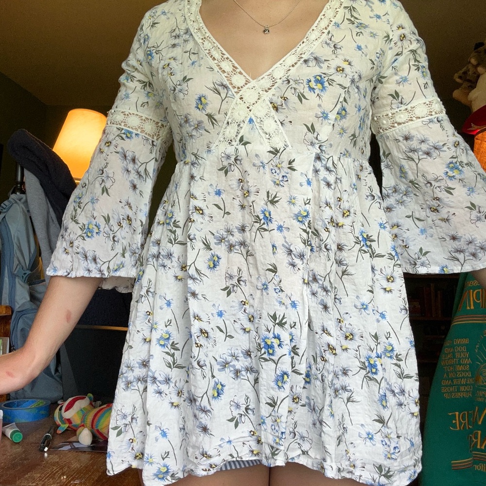 gorgeous boho floral light & breezy blouse/dress, thrifted